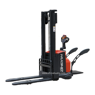 1.4-1.6吨耐用强力电动托盘堆垛车